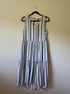 RDI Sleeveless Striped Tiered Midi Dress Size Medium Bluey Grey White Gauze Boho